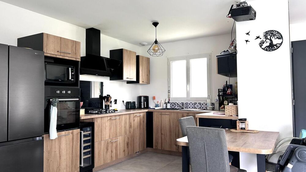 Vente Maison ST JULIEN L'ARS - PLAIN-PIED - 4 CHAMBRES - GARAGE Saint julien l ars