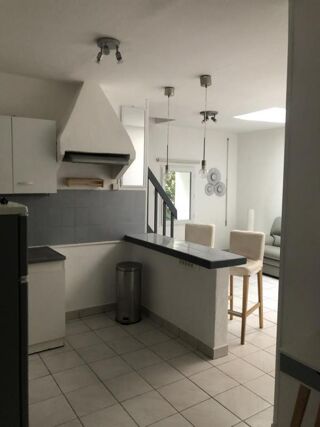  Appartement  louer 2 pices 50 m