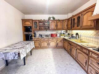  Maison  vendre 8 pices 183 m