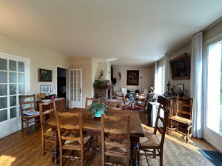  Maison  vendre 11 pices 283 m