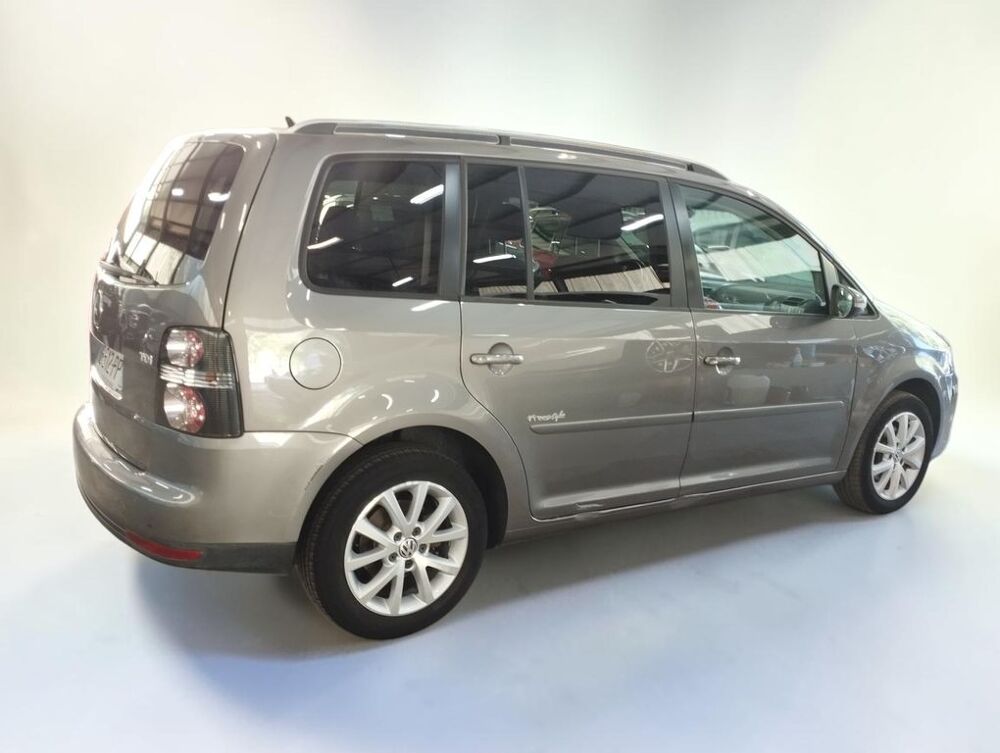 Touran 1.9 TDI 105 FREESTYLE 2010 occasion 06640 Saint-Jeannet