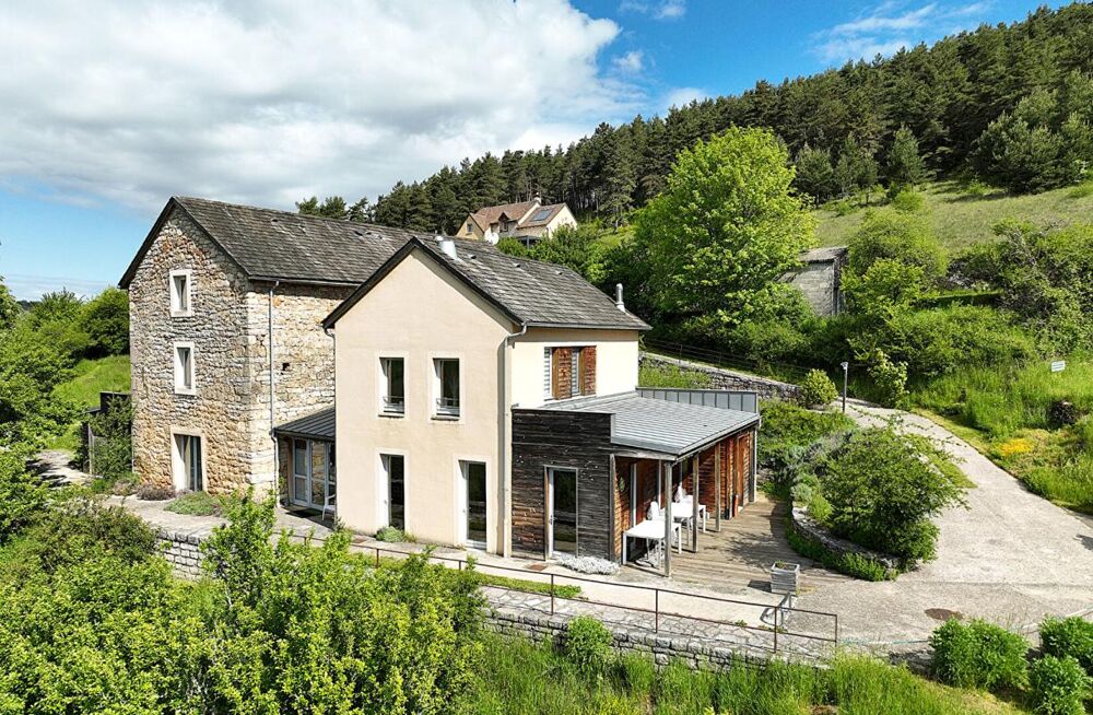 Vente Villa Gite dans propriété d'exception de 340 m2 entre Gorges du Tarn et Aubrac La canourgue