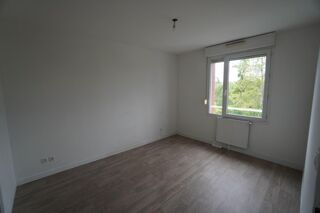  Appartement � louer 2 pi�ces 77 m�