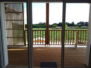  Appartement à louer 3 pièces 72 m²