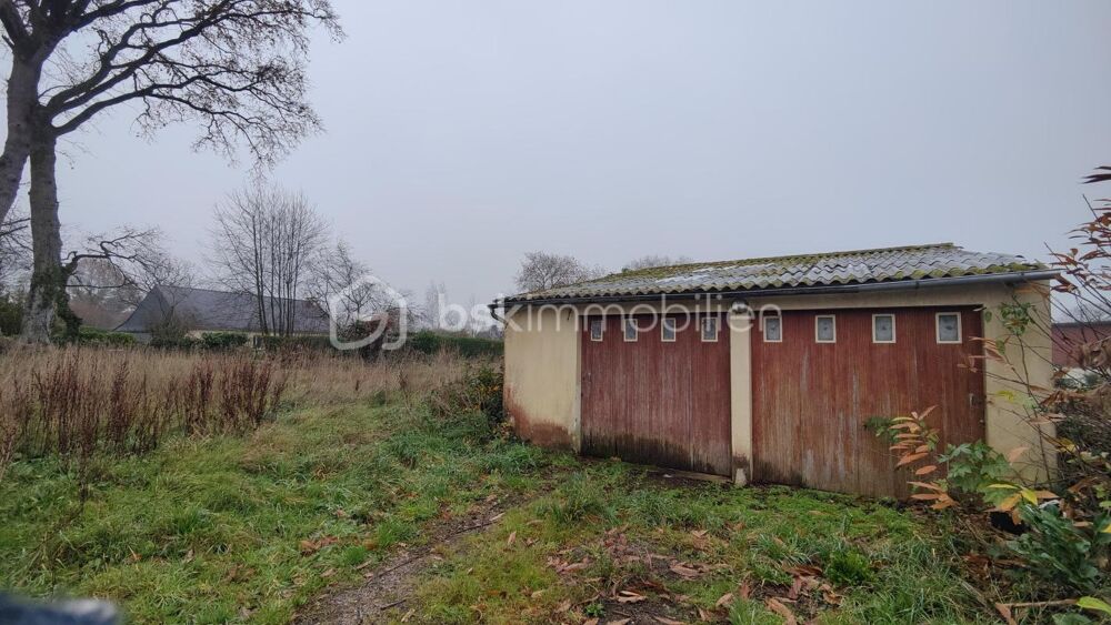 Vente Immeuble Radenac immeuble pour investisseur divisé en deux logements et un local professionnel Radenac