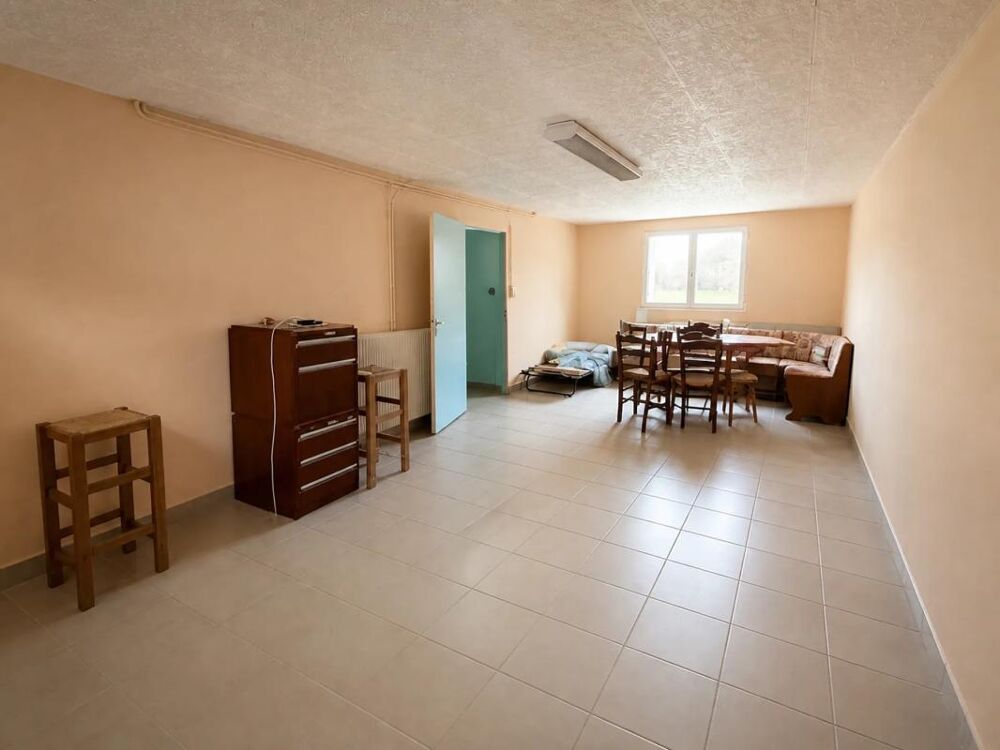 Maison de 5 pièces de 160 m² à Savigny-Lévescault