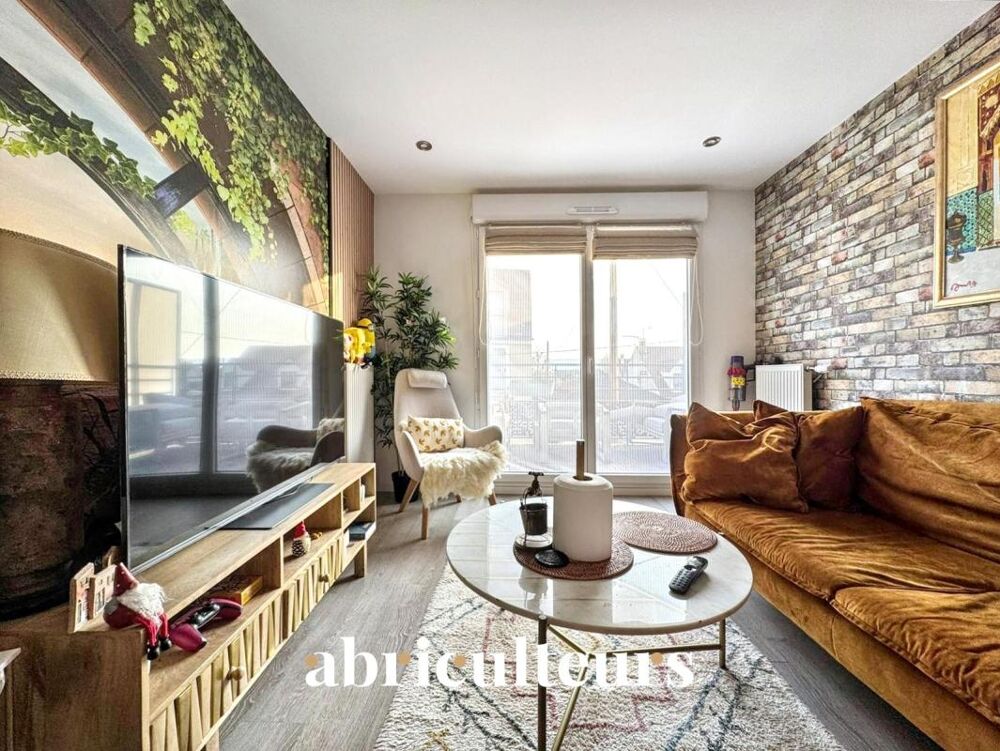 Appartement coup de coeur : au dernier étage avec balcon plein Sud en vente à Plessis-Bouchard (95130)