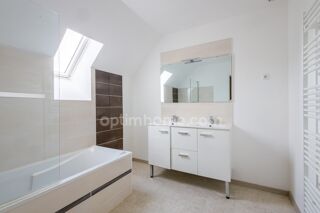  Maison  vendre 4 pices 145 m