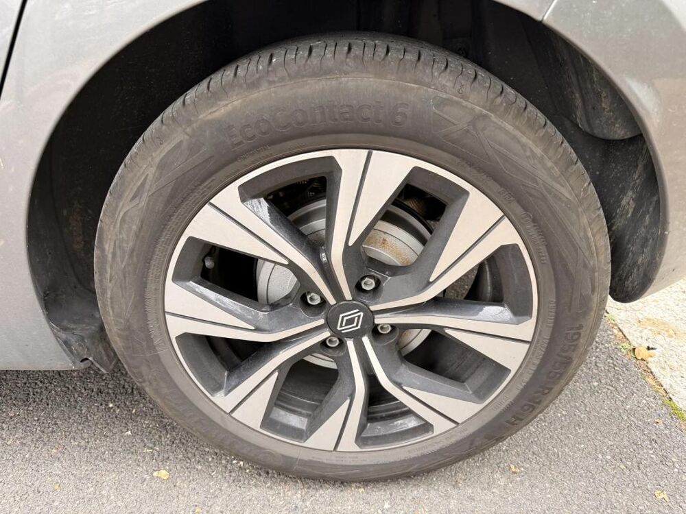 Clio V E-TECH FULL HYBRID 145 EVOLUTION RENAULT 2024 occasion 94100 Saint Maur Des Fossees