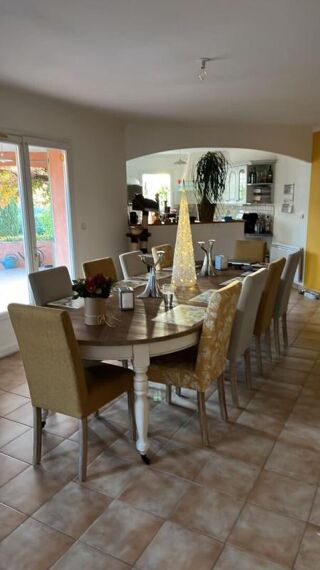  Maison à vendre 6 pièces 211 m²