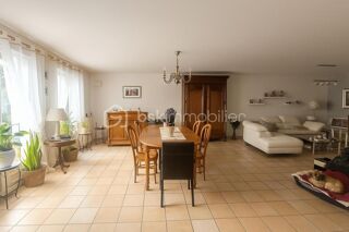  Maison  vendre 5 pices 111 m