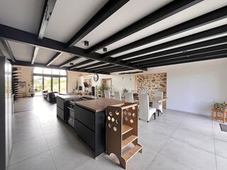  Maison � vendre 4 pi�ces 209 m�