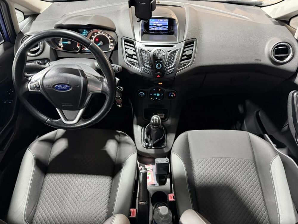 Fiesta VI Phase 2 5 portes 1.25 i 16V 82 cv 2016 occasion 85190 Venansault