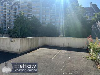  Parking / Garage  vendre 11 m