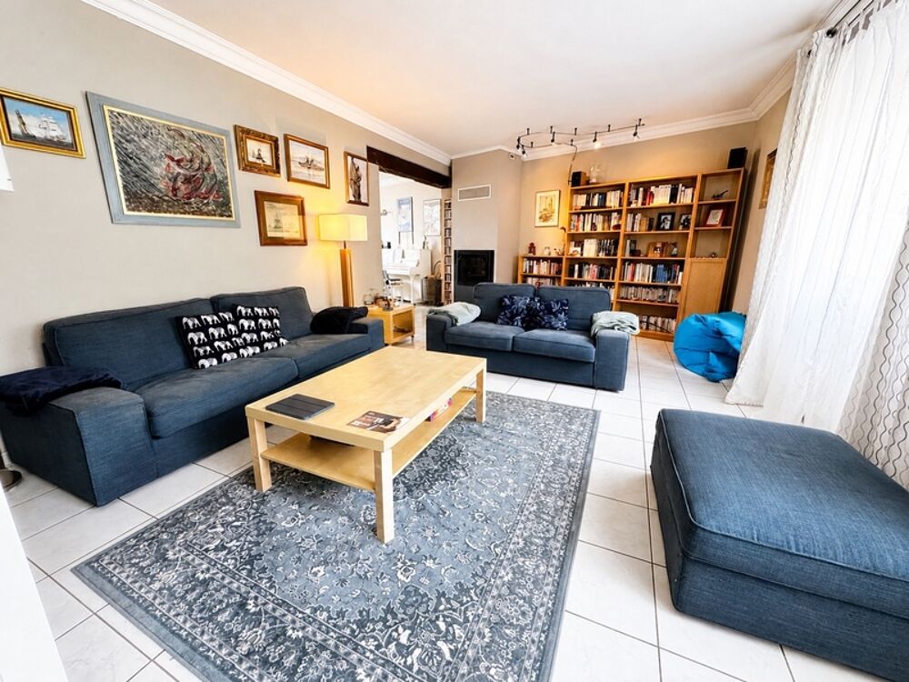 Maison de caractère  181 m²  Beaux volumes et prestations de qualité BREST (29)