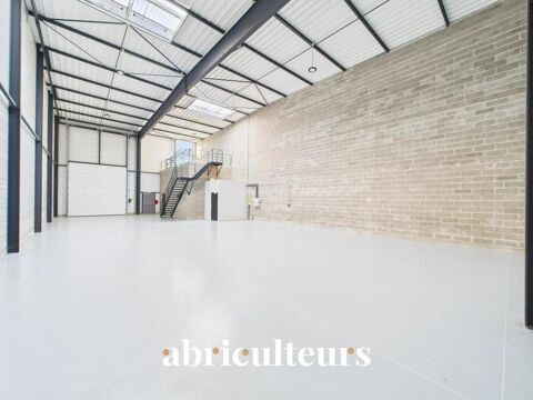   Local d'activité à seulement 1h de Paris en vente à Chartres (28000) 