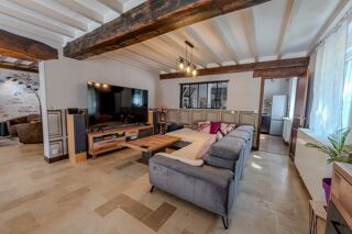  Maison  vendre 10 pices 250 m