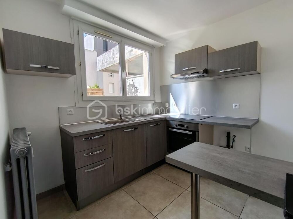 Vente Appartement Charmant T2 en rez-de-jardin avec terrasse – Résidence fermée proche de toutes commodités Bassens