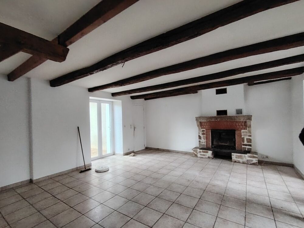 Vente Maison A vendre charmante maison de village située sur la commune Val-de-Comporte Saint Macoux 86400 Saint macoux