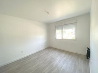  Appartement à louer 2 pièces 44 m²