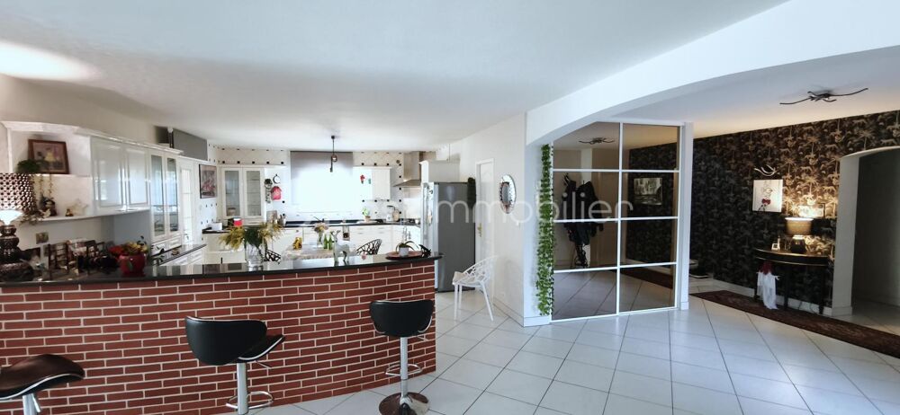 à vendre  Propriété/château Saint-Alban (31140)