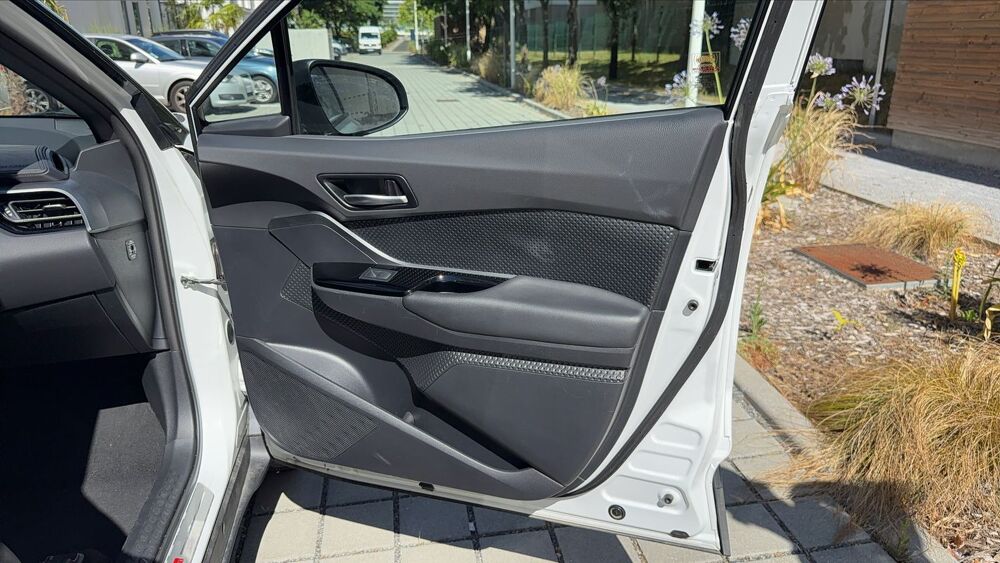 C-HR 2.0 VVT-i 184 Hybrid CTV GR Sport 2022 occasion 44300 Nantes