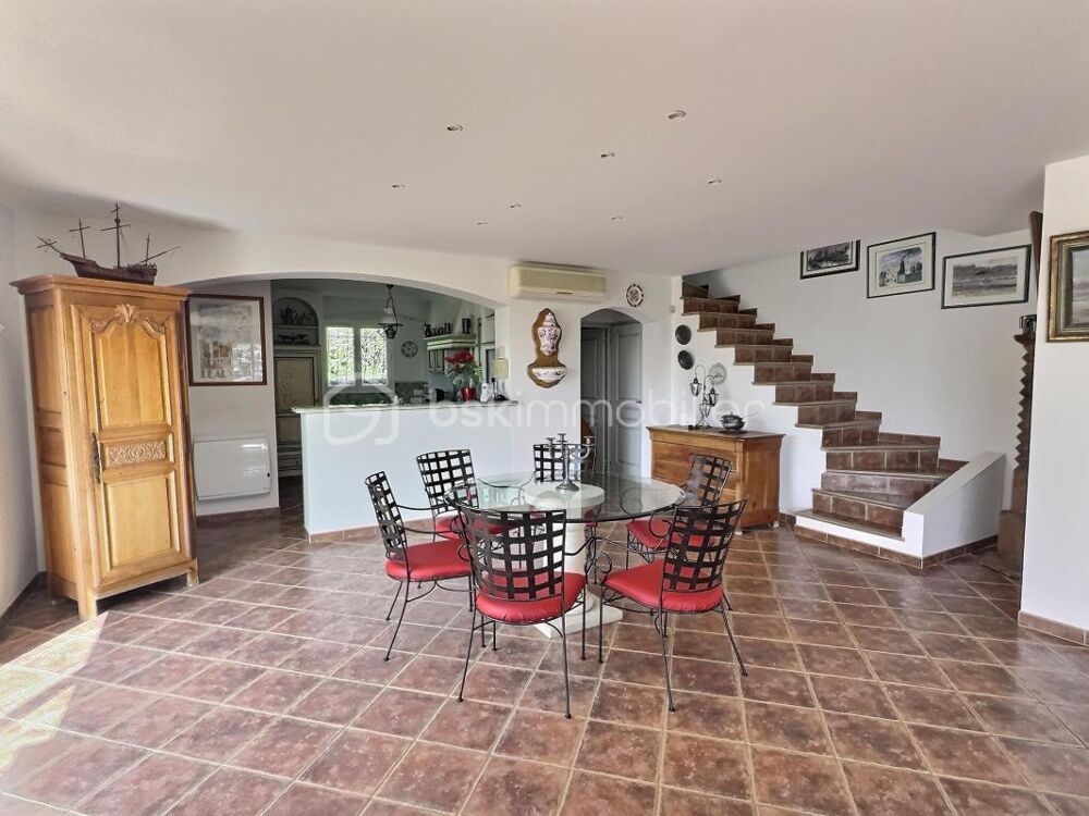  vendre  Villa Bormes-les-Mimosas (83230)