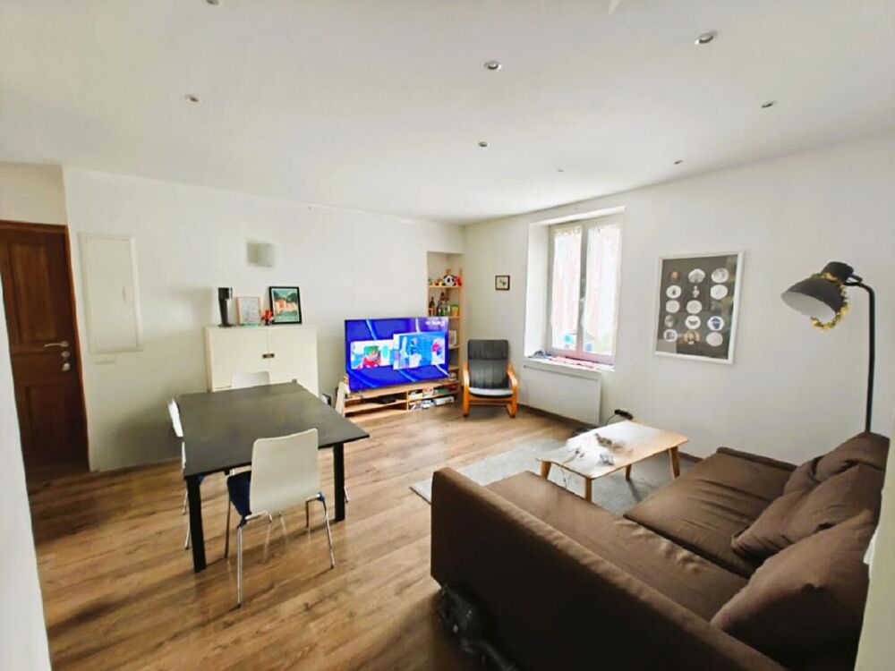 Appartement T3, 2 chambres Rue Coppée DPE D 60 m² RDC surélevé investisseur primo accédant