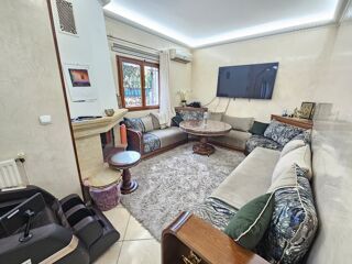  Maison � vendre 15 + pi�ces 270 m�