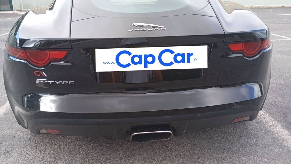 F-Type 2.0 300 BVA . 2017 occasion 85190 La Genetouze
