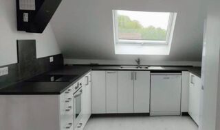  Appartement à louer 3 pièces 76 m²
