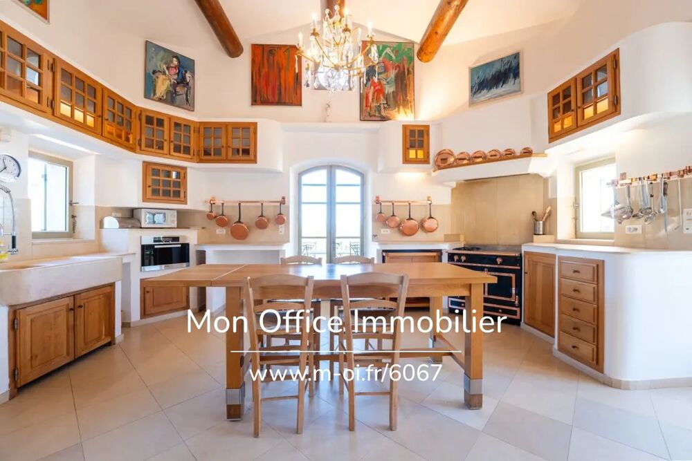  vendre  Proprit/chteau Bonnieux (84480)