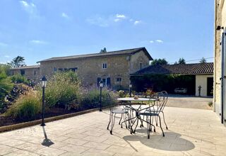  Maison  vendre 6 pices 240 m