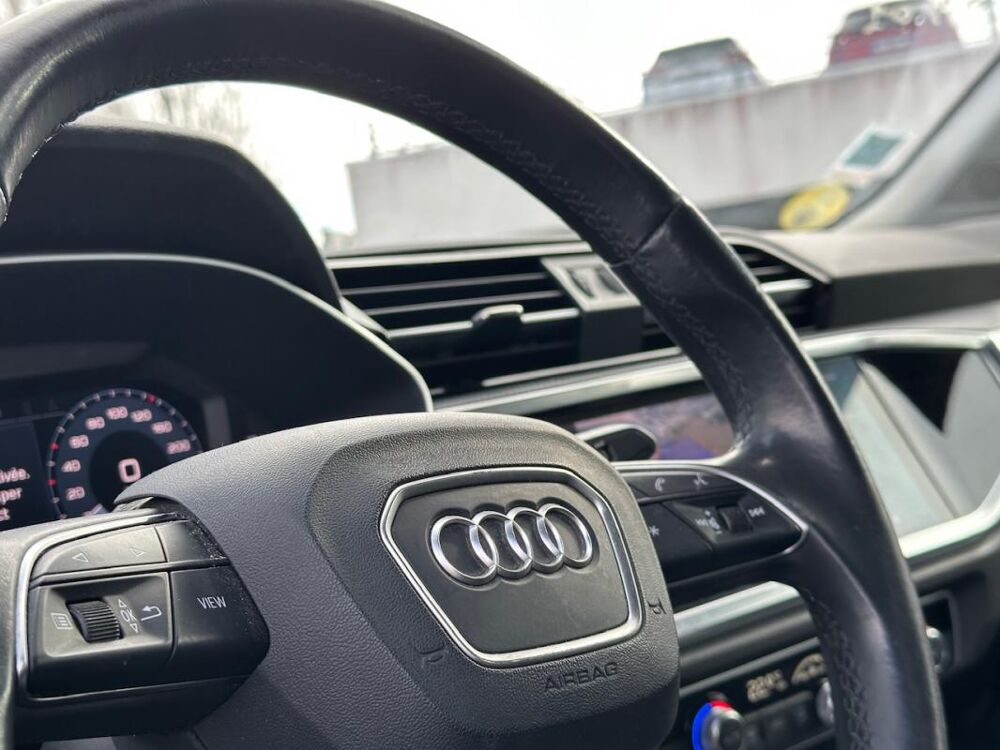 Q3 II 35 TDI 150 BUSINESS LINE S tronic 7 2020 occasion 78240 Chambourcy