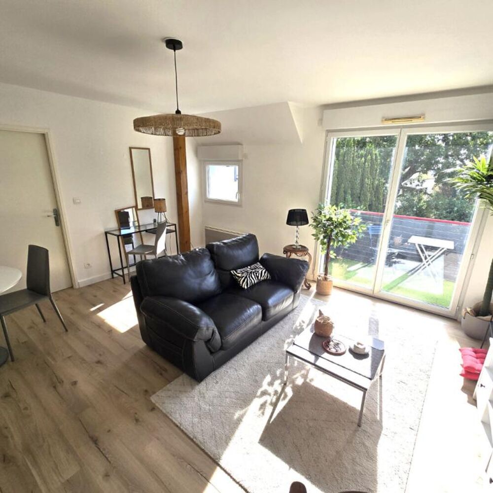 Vente Appartement NANTES / PERRAY: Charmant 2 pièces rénové  au calme en fond d'impasse Nantes