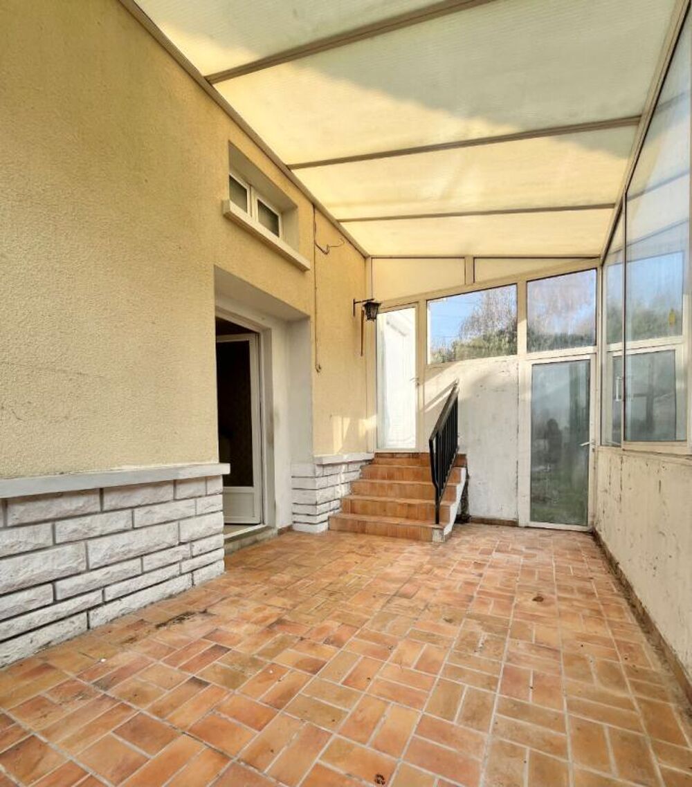 Maison 4 pièce(s) 113 m2 + 102 m² + Garages et Sous-sol