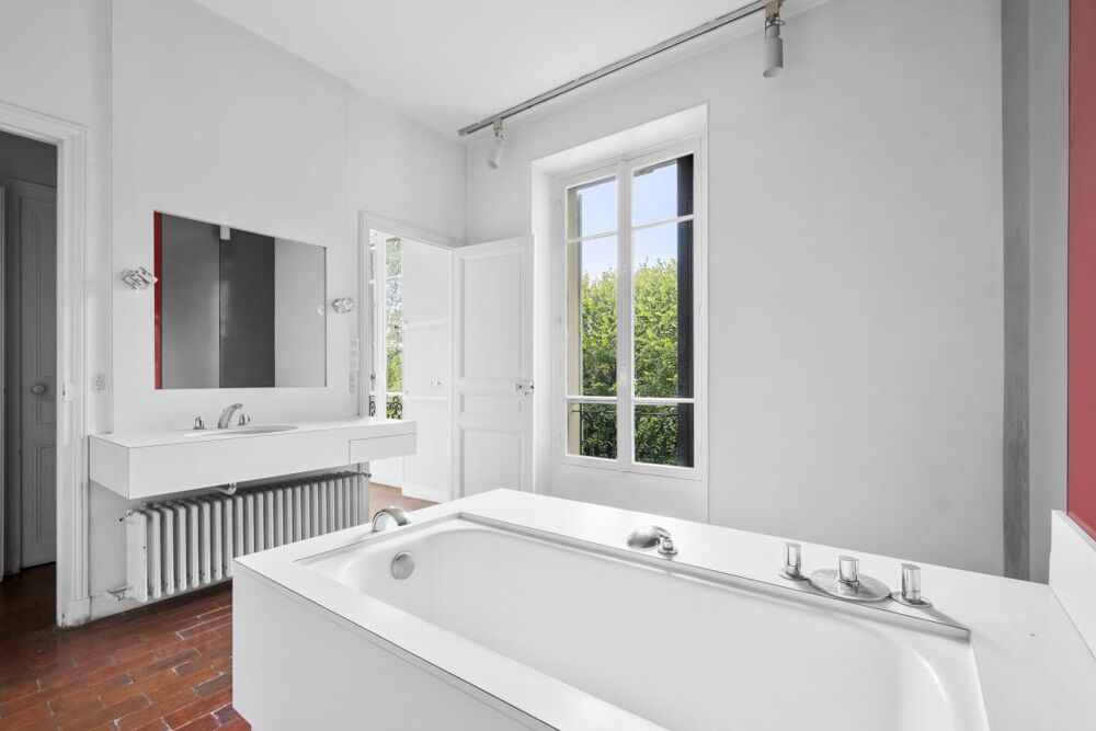  vendre  Proprit/chteau Versailles (78000)