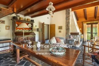  Maison à vendre 10 pièces 195 m²