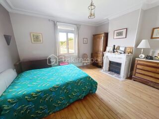  Propriété/château à vendre 9 pièces 256 m²