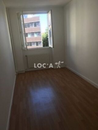  Appartement à louer 3 pièces 56 m²