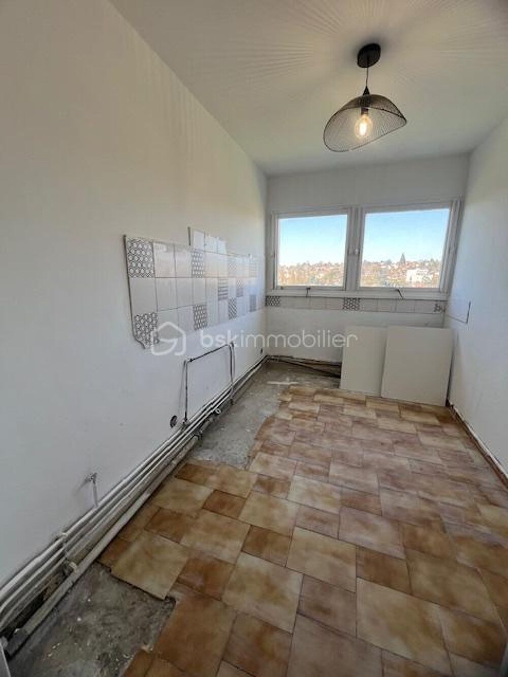 Vente Appartement APPARTEMENT 2 CHAMBRES - CAVE - PLACE DE STATIONNEMENT Epinay sous senart