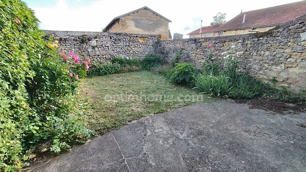 Vente Maison Maison à vendre - Centre village Val d'Ornain -  surface habitable de 106 m² avec garage et jardin Bussy la cote