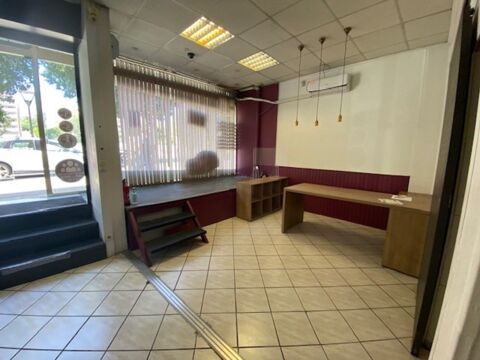 Nice vend MURS LIBRES  51 M2 165 000 EUROS 165000 06300 Nice