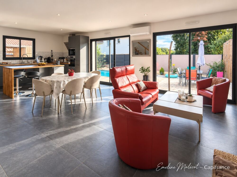 Vente Maison CENON – Maison 2022 DPE A/A – 127 m² – 4 chambres + bureau – Piscine – Garage Cenon