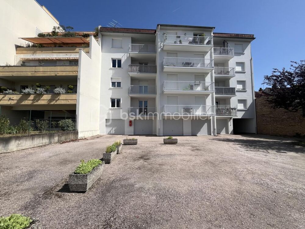 DIJON Montchapet : Appartement T3 65m² 2 chambres, balcon, ascenseur, place de parking