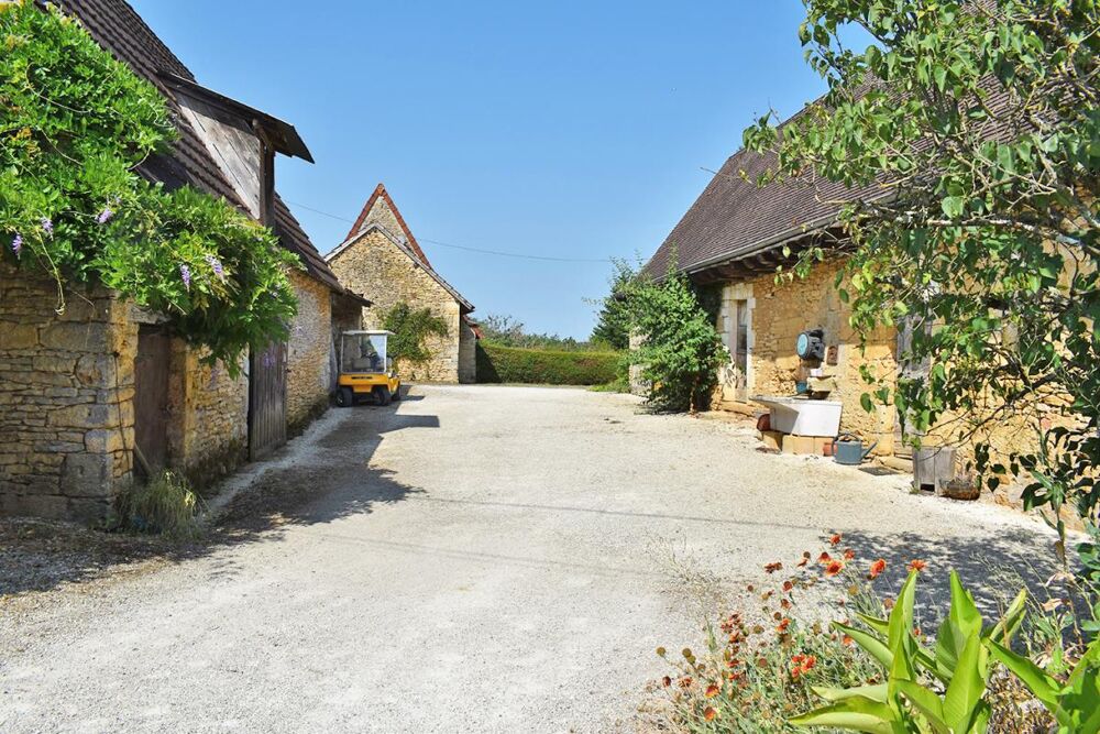 Vente Maison Propriété Saint Genies 10 pièce(s) 187 m2 Saint genies