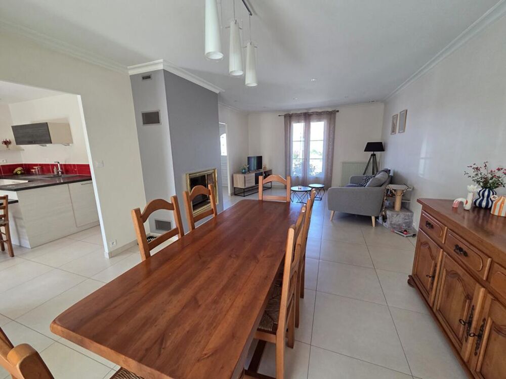 Maison Saint Aubin des Ormeaux 5 pièces 131 m2