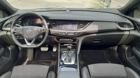 Insignia B 2.0 Diesel 174 ch Elegance Business - Automatique Toit ouv 2021 occasion 63740 Cisterne La Foret