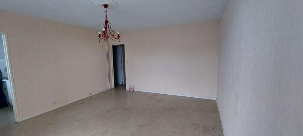 Appartement 2 pièces 48 m2 avec balcon, cave et parking à Tonneins