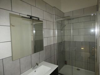  Appartement à louer 3 pièces 33 m²